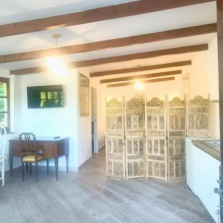 Le Miro Apartment *